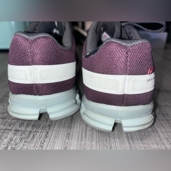 On-CloudFlow Women’s Training Shoes in mulberry-mint - Picture 9 of 9